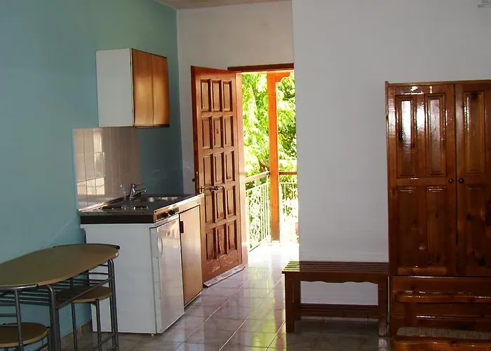 Apartament Kristi Poros (Kefalonia)